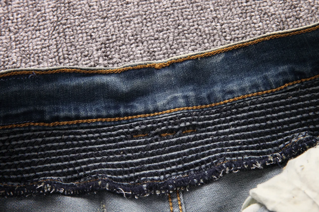 Distressed Panelled Knee Zip-Pocket Denim Shorts 6