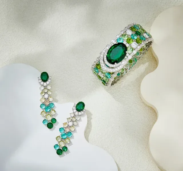 Emerald and Multi-Gem Pavé Bracelet 5