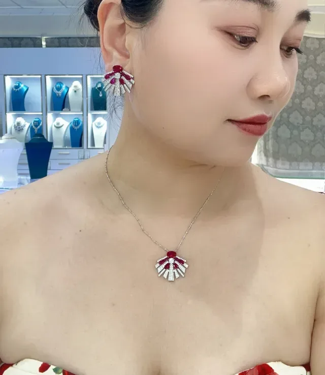 Fan-Shaped Ruby and Diamond Sunburst Pendant Necklace 5