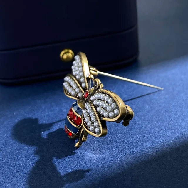 Gold Blue Bee-Shaped Enamel-Bodied Brooch 8