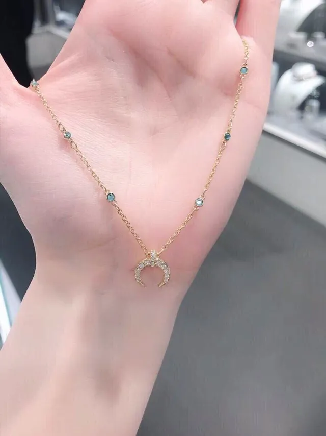 Gold Blue Chain Crescent Moon Pendant Bracelet 3