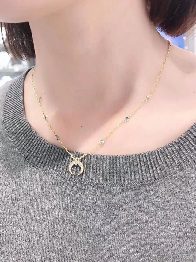 Gold Blue Chain Crescent Moon Pendant Bracelet 4