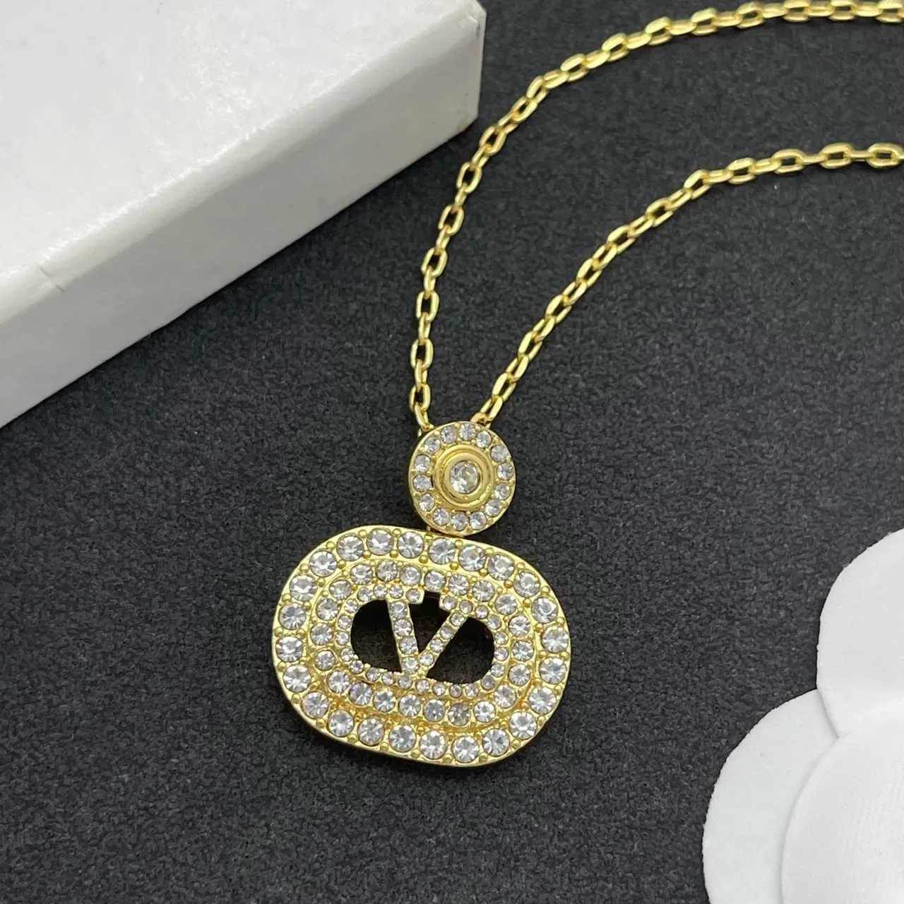 Gold Green Chain Pavé-Set Stones Necklace 6