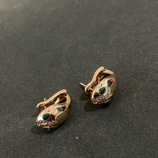Gold Green Snake-Head Motif Earrings 3