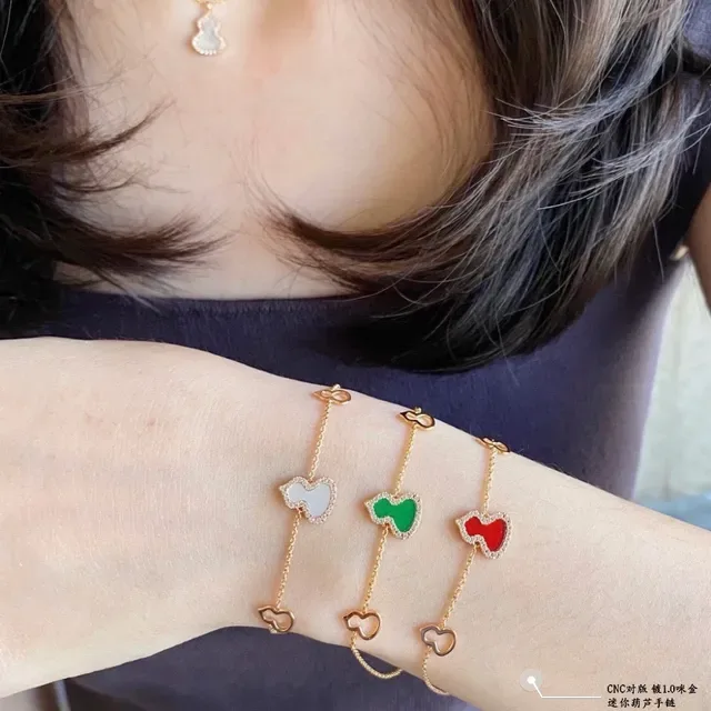 Gold Multicolor Chain Gourd-Shaped Enamel Pendant Bracelet 9