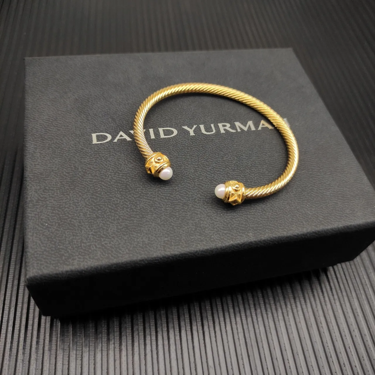 Gold Rope-Twist Pearl and Diamond End Cap Open Bangle Bracelet 3