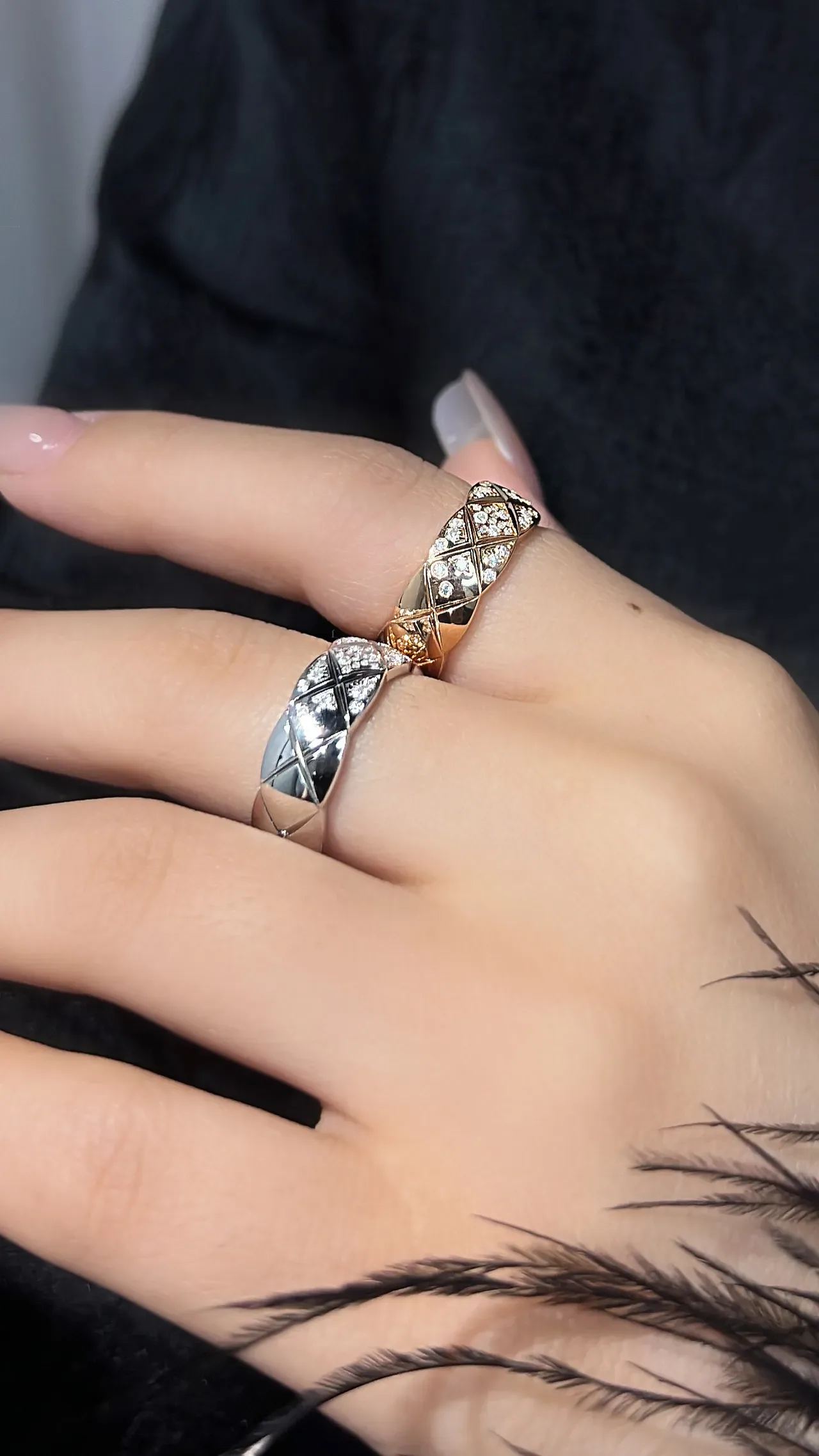 Gold Silver Geometric Quilted Motif Pavé-Set Diamonds Ring 5