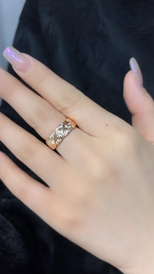 Gold Silver Geometric Quilted Motif Pavé-Set Diamonds Ring 6