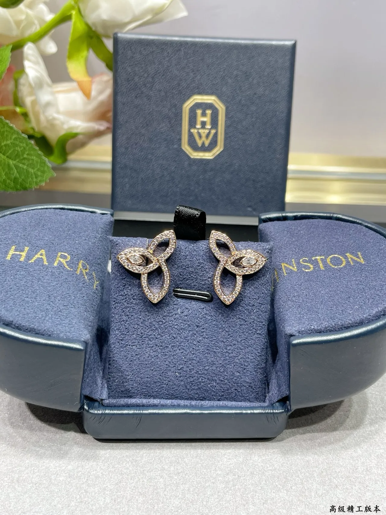 Gold Silver Interlocking Leaf Motif Pavé-Set Stones Earrings 7