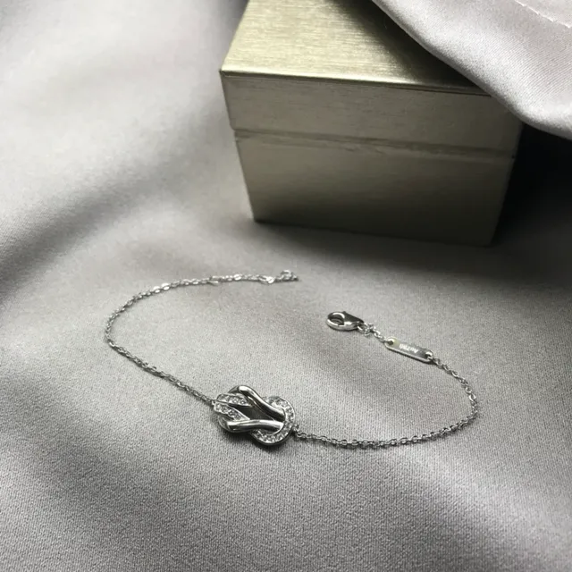 Gold Silver Knot-Shaped Pendant Pavé-Set Clear Stones Necklace 3
