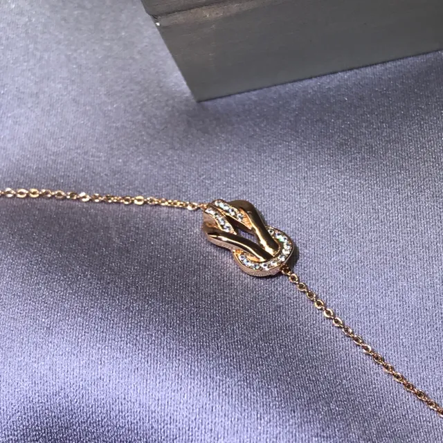 Gold Silver Knot-Shaped Pendant Pavé-Set Clear Stones Necklace 4