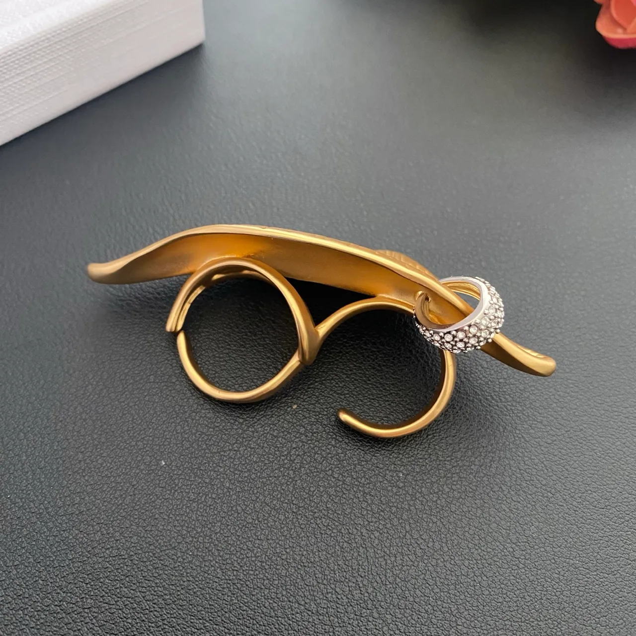Gold Silver Leaf-Shaped Textured Metal Brooch 4