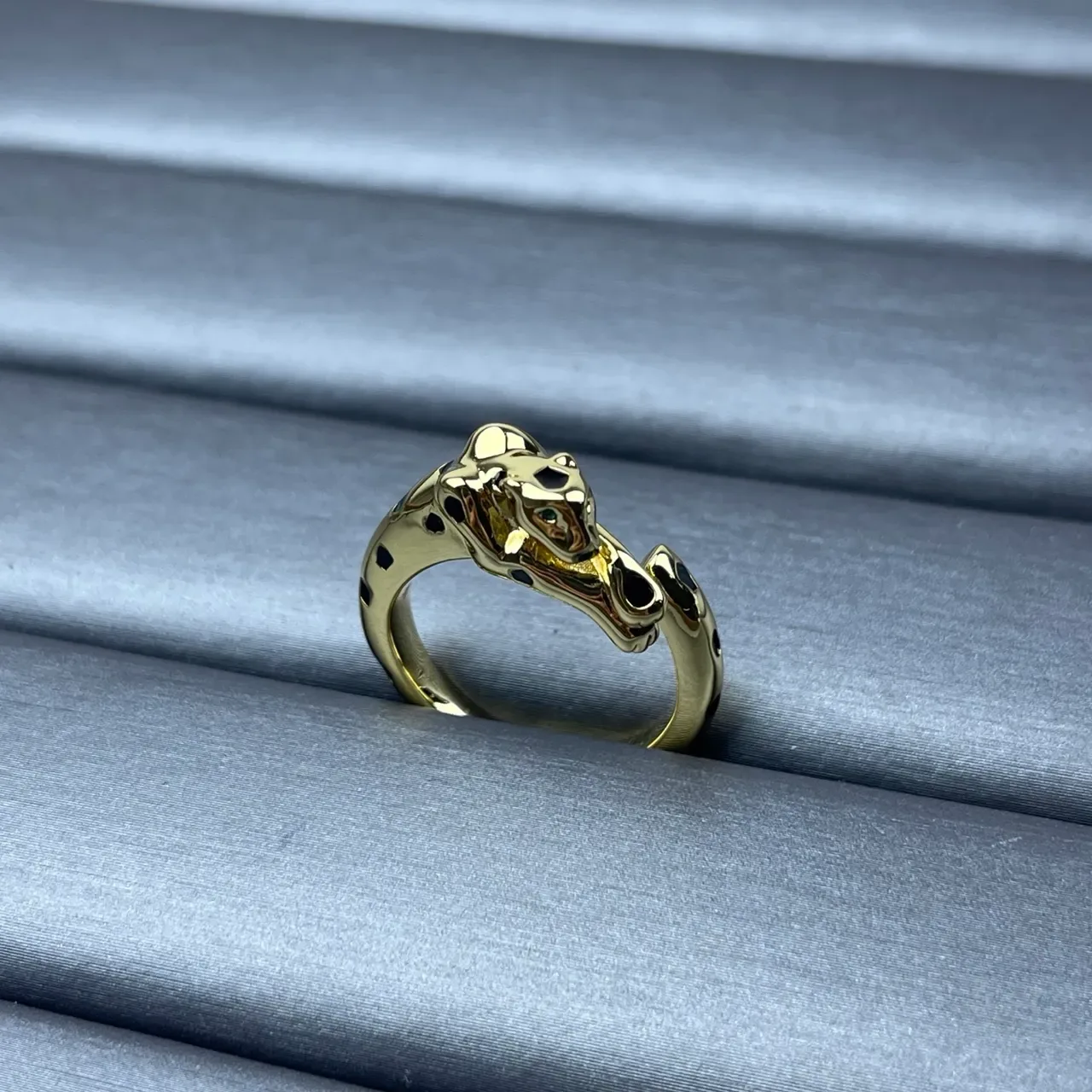 Gold Silver Sculpted Animal-Head Motif Open-Band Design Ring 2