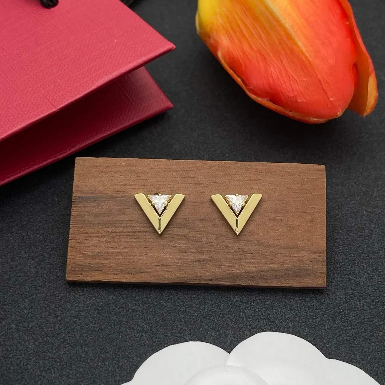 Gold-Tone Geometric V-Shaped Triangular Stone Stud Earrings 7
