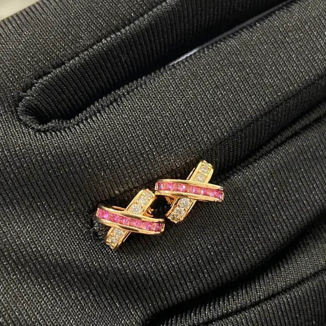 Gold-Tone Interlocking X-Shaped Pink and White Gemstone Earrings 3