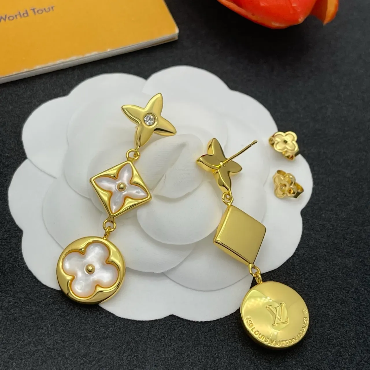 Gold-Tone Mother-of-Pearl Floral Quatrefoil Dangle Earrings 5