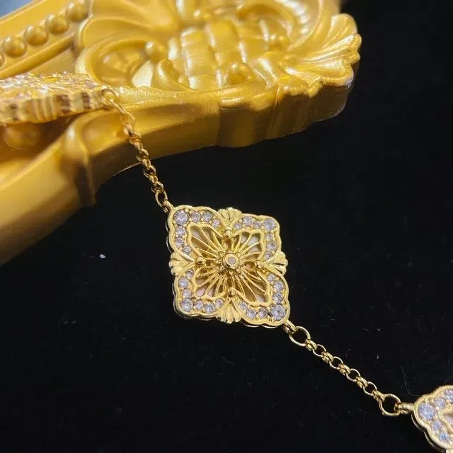 Gold-Tone Quatrefoil Mother-of-Pearl Inlay Floral Motif Bracelet 3