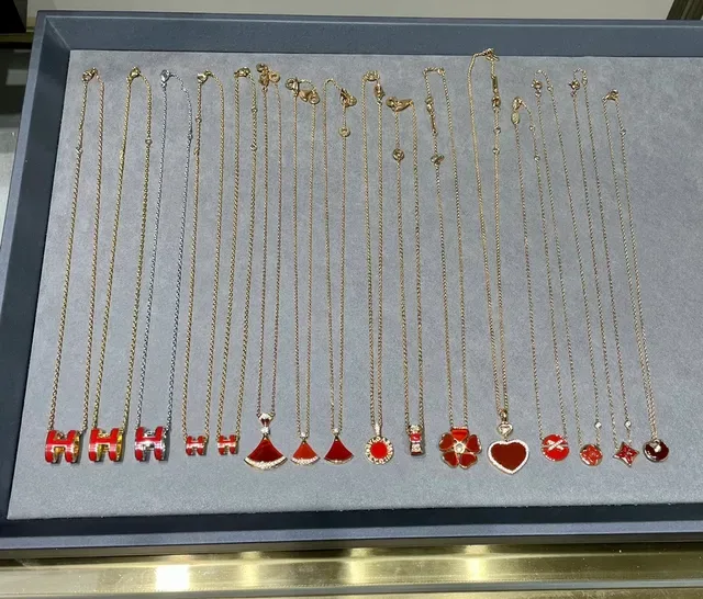 Gold-Tone Red Enamel Heart and Clover Motif Dangling Earrings 12