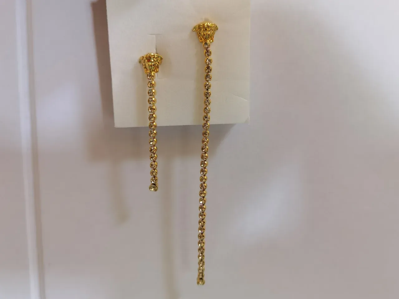 Gold-Tone Sculpted Head Motif Crystal Drop Earrings 2
