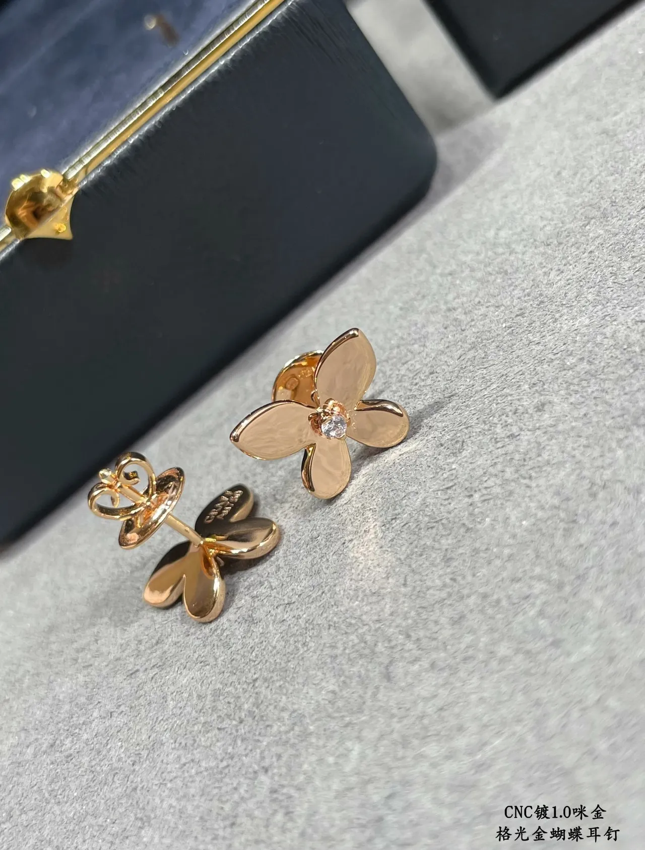 Gold Transparent Four-Petal Flower Earrings 7