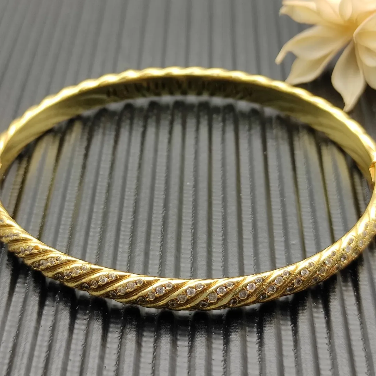 Gold Twisted Rope Pavé Diamond Bangle Bracelet 4