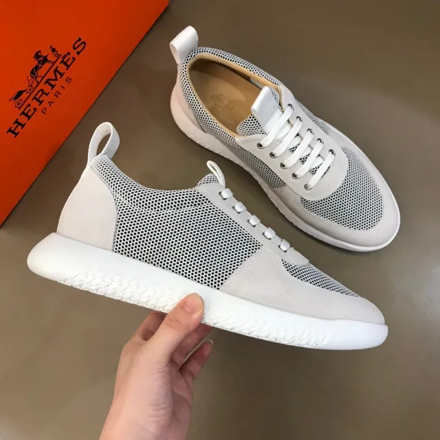 Gray and Black Mesh-Suede Panelled Low-Top Lace-Up Sneaker 6