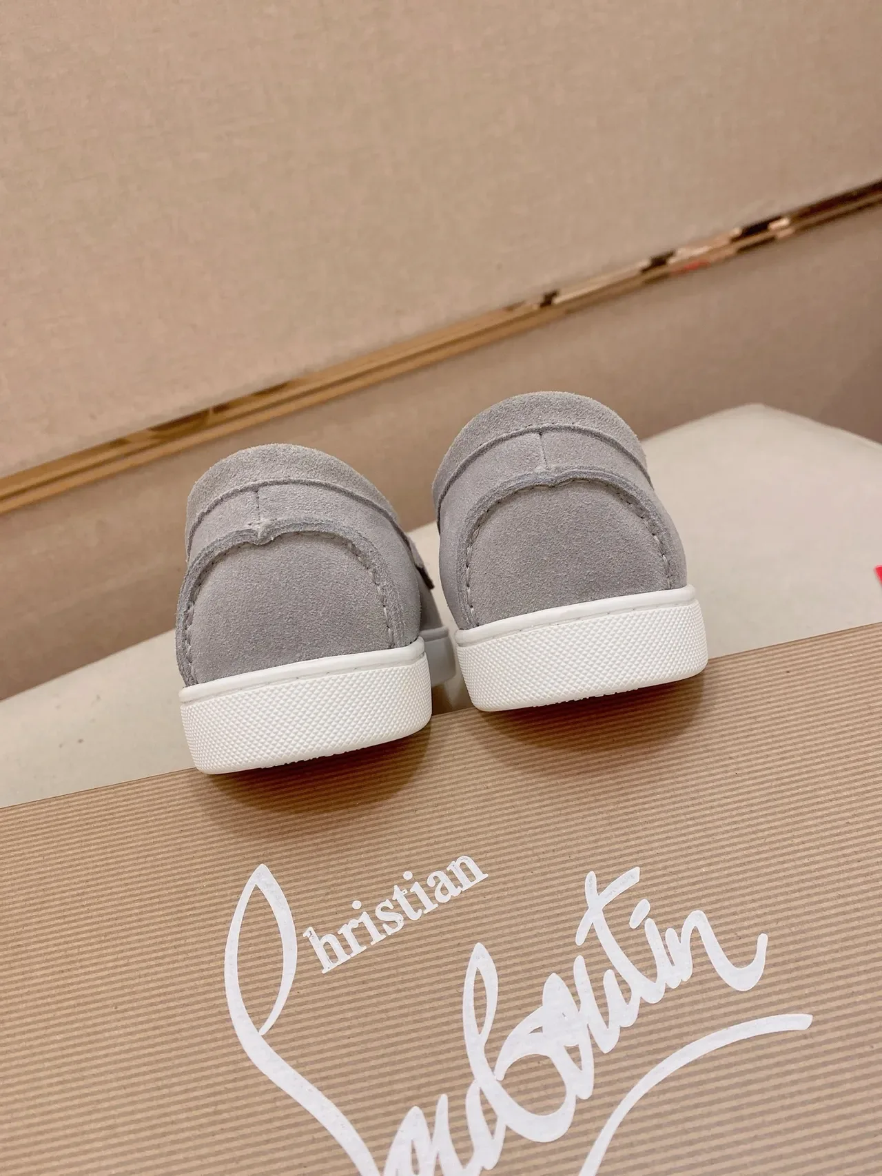 Gray White Suede Upper Moc-Toe Stitching Loafer 3