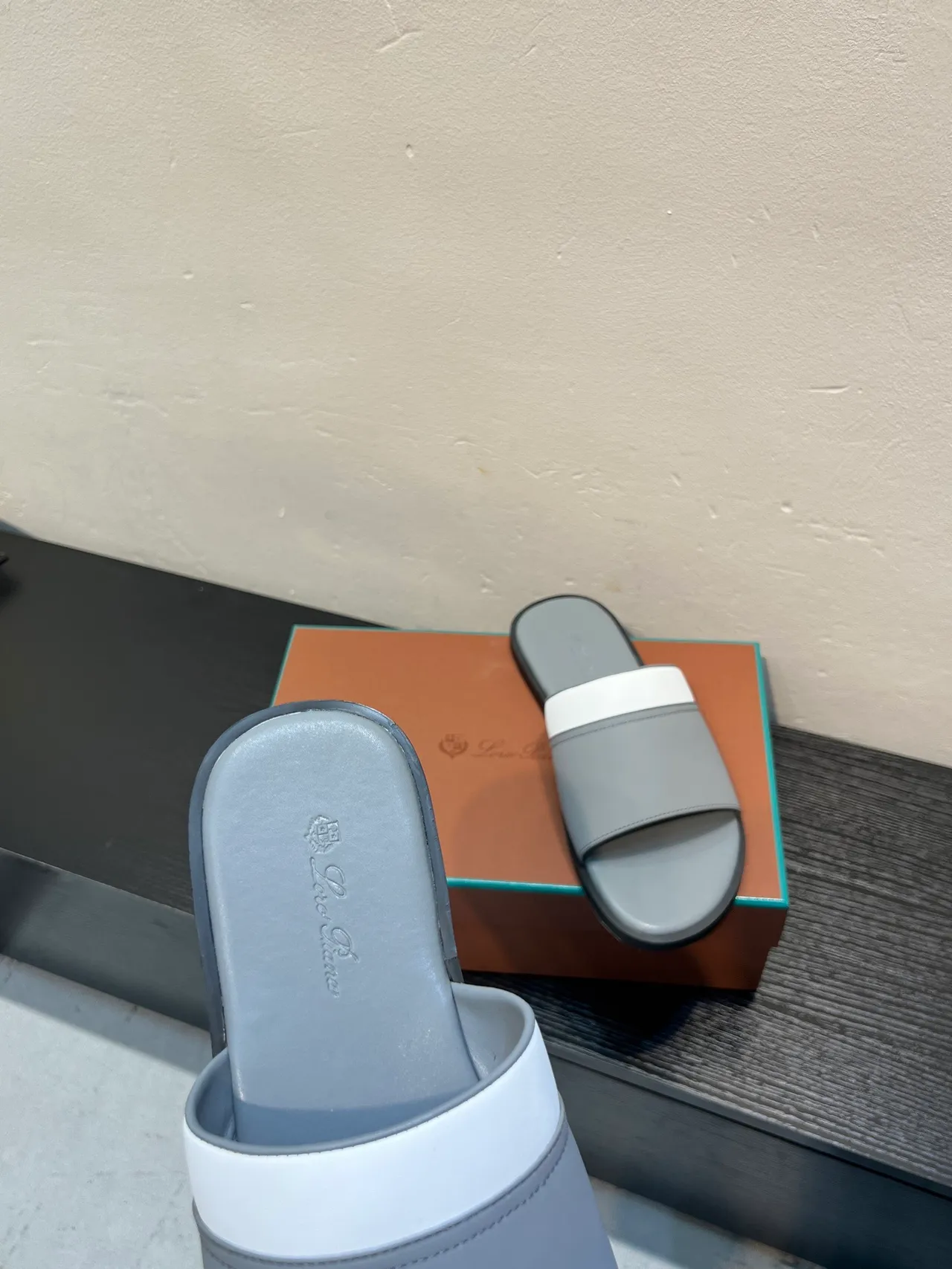 Gray White Two-Tone Leather-Like Upper Slippers 7