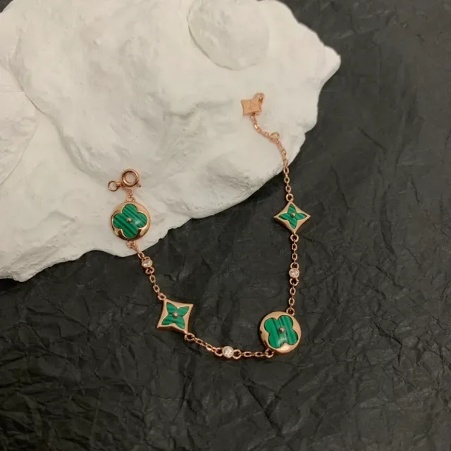 Green Gold Rose Double-Chain Malachite Enamel Clover Motifs Bracelet 5