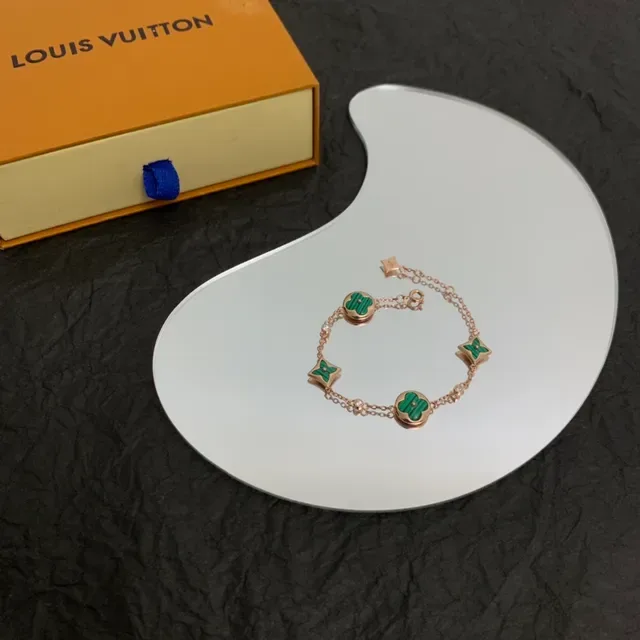Green Gold Rose Double-Chain Malachite Enamel Clover Motifs Bracelet 6