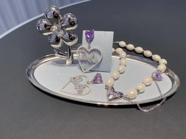 HEFANG Barbie Script Heart Pearl Earrings 6