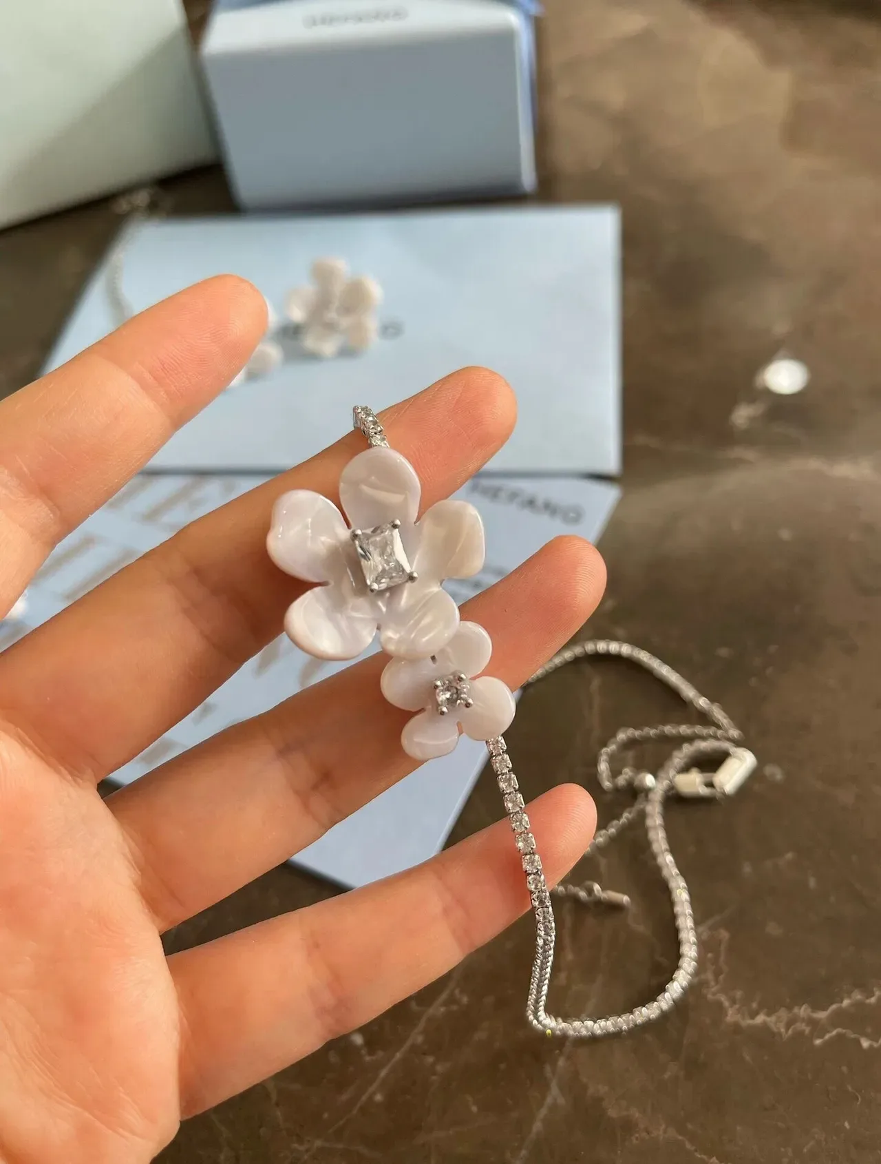 HEFANG Beige Gold Floral Motif Pearl-Like Petals Earrings 6