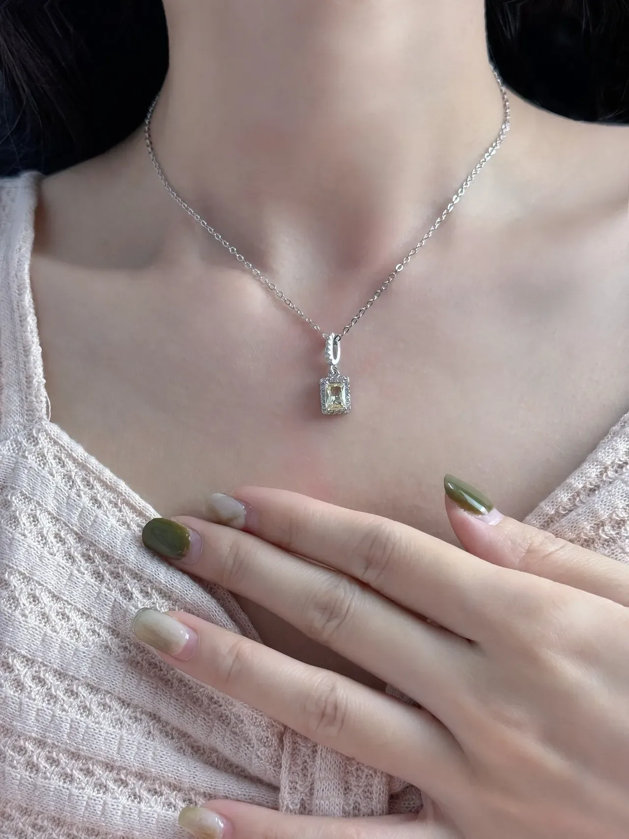 HEFANG Rectangular Yellow Gemstone Halo Pendant Necklace 3