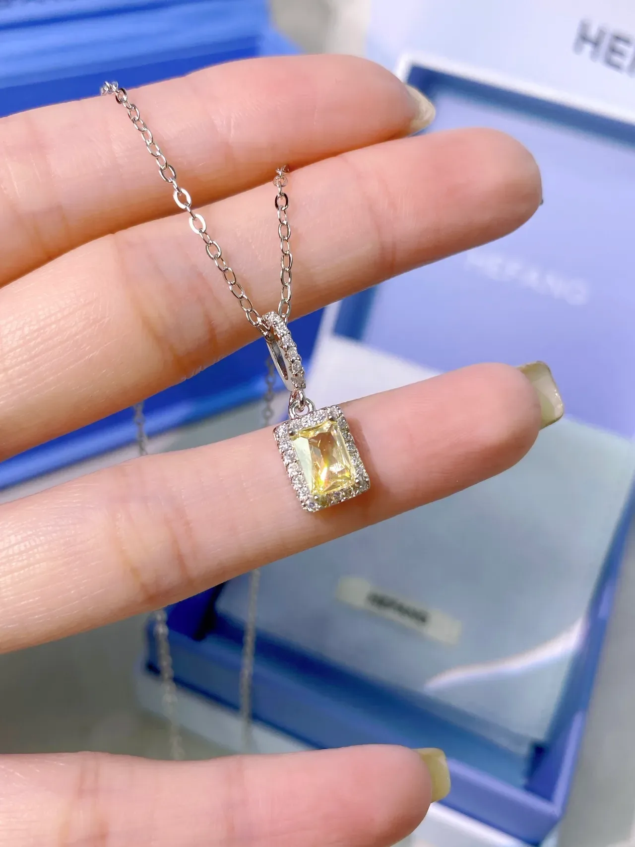 HEFANG Rectangular Yellow Gemstone Halo Pendant Necklace 7