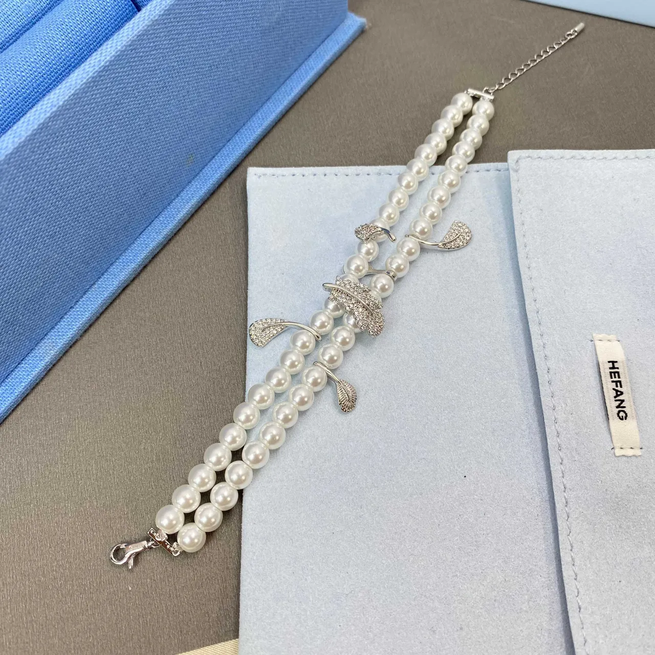 HEFANG White Silver Double-Strand Pearl Leaf Charms Bracelet 5