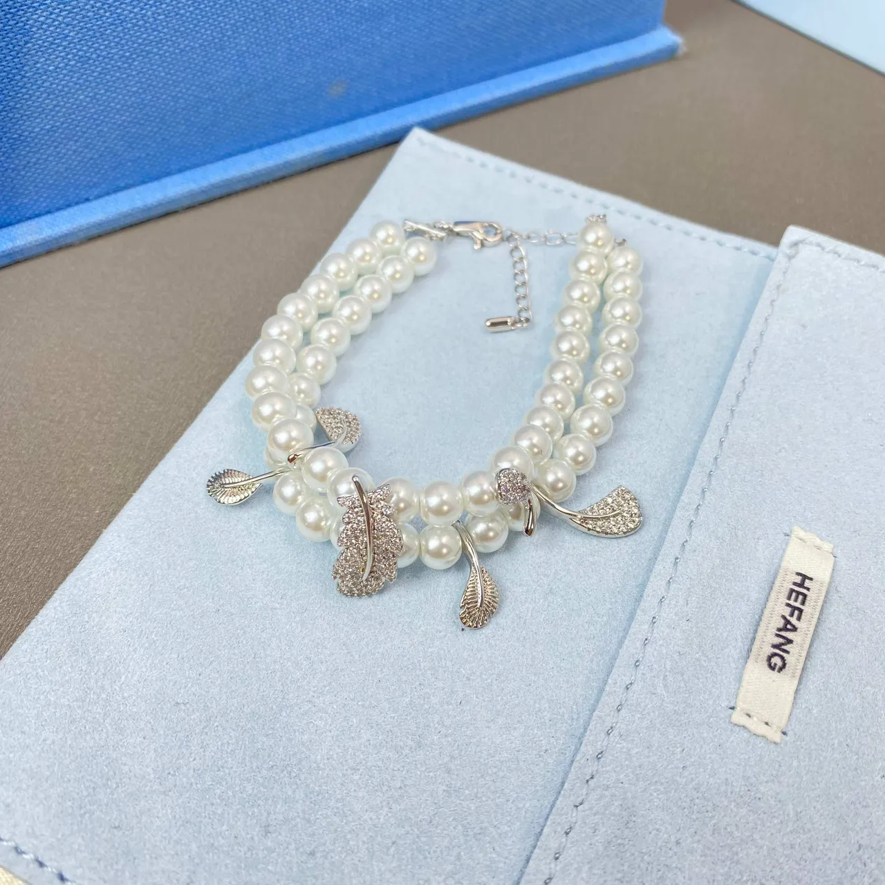 HEFANG White Silver Double-Strand Pearl Leaf Charms Bracelet 7