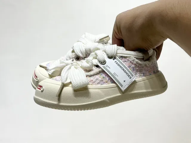 JAKOBBEAR Blue White Textured Fabric Upper Oversized Knotted Laces Sneakers 14
