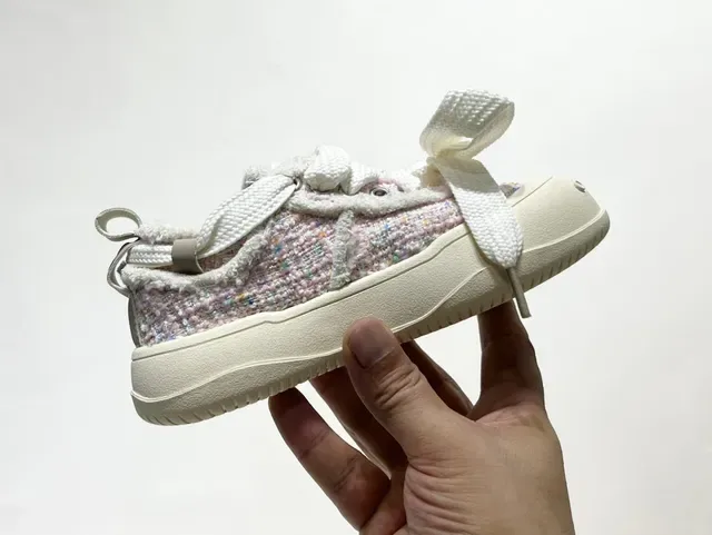 JAKOBBEAR Blue White Textured Fabric Upper Oversized Knotted Laces Sneakers 16