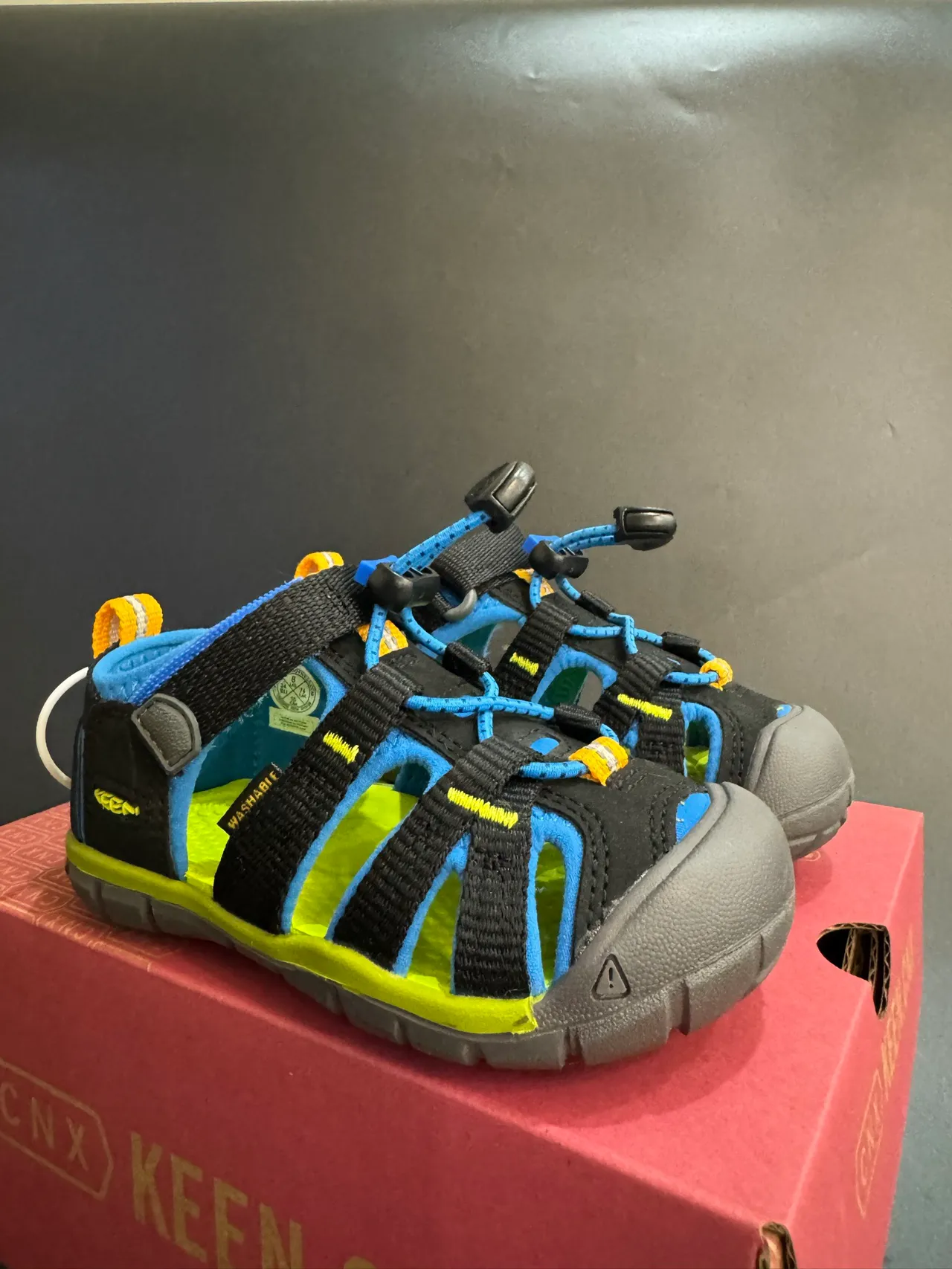 KEEN Blue Gray Open-Toe Multi-Strap Casual Sandals 17