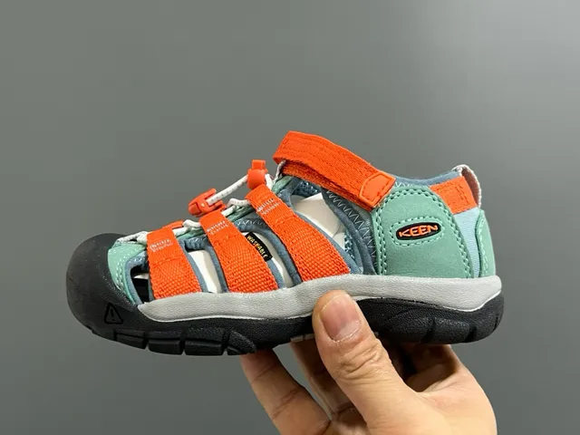 Keen Newport H2 Noir Bleu Royal Sandales Décontractées 16