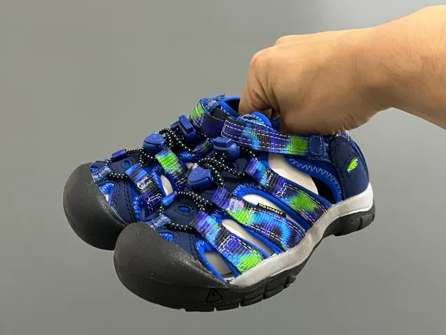Keen Newport H2 Noir Bleu Royal Sandales Décontractées 21