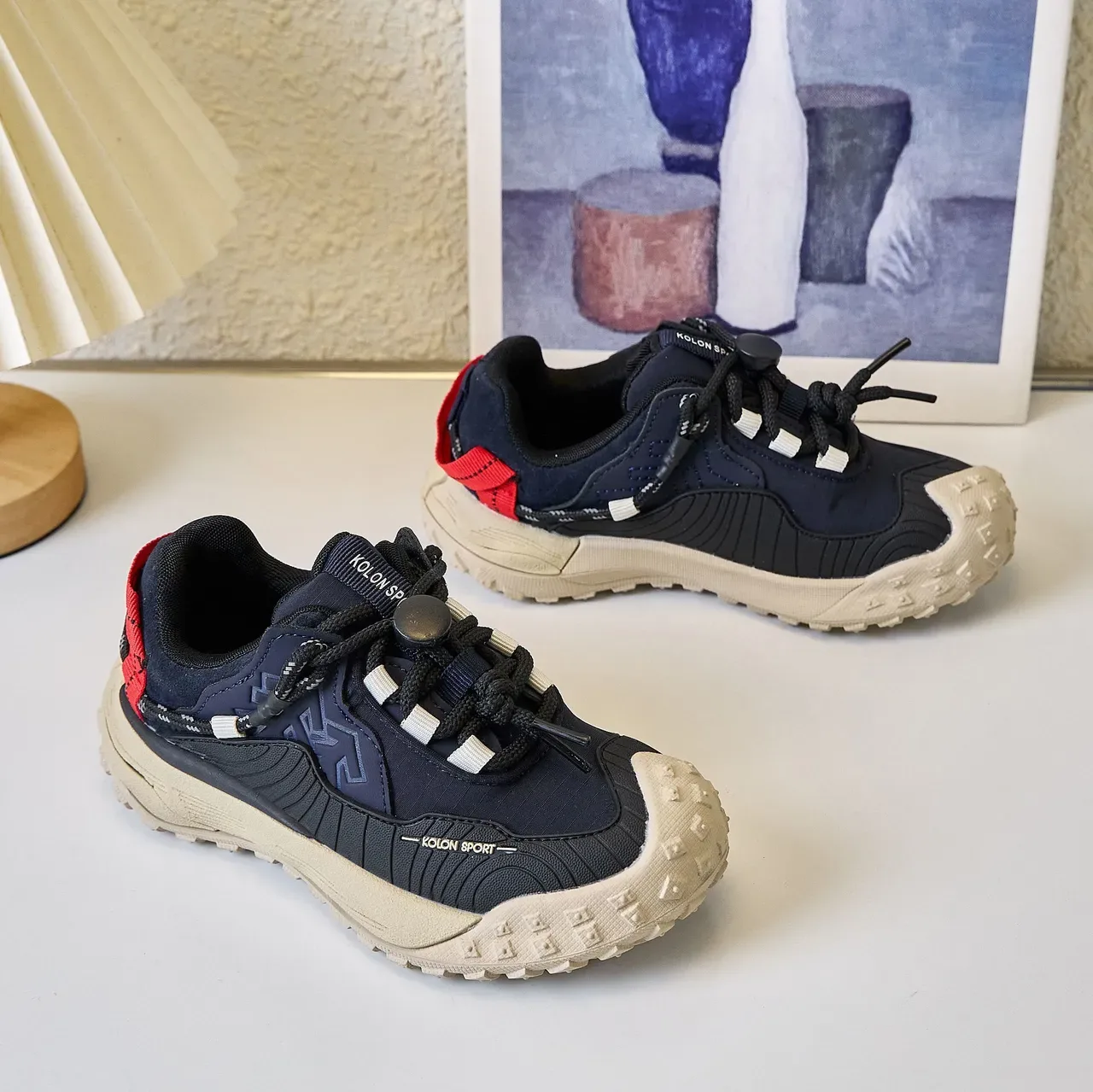 KOLON SPORT Black Rugged Outsole Layered Synthetic Upper Sneakers 20