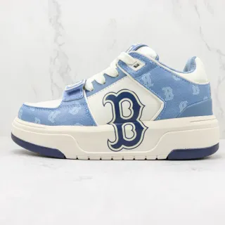 Tênis lifestyle com plataforma monogrammed em azul claro e navy