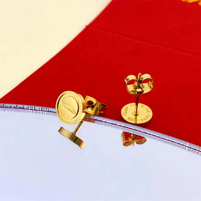 Minimalist Circular Metallic Stud Earrings 2