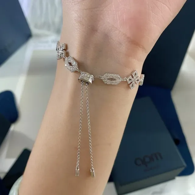 MOCACO Pavé Geometric Link Bracelet 4