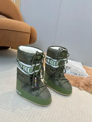 Moon Boot Classic Olive Green Insulated Snow Boots 4