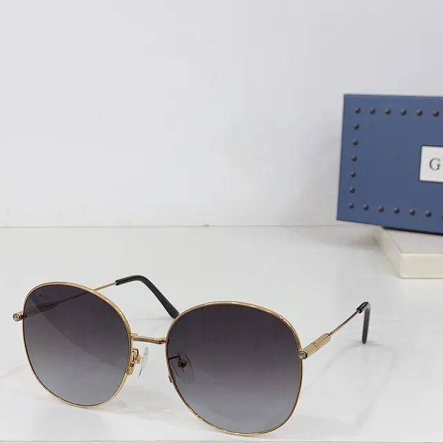 Multicolor Gold Round Lens Gradient Eyewear 9