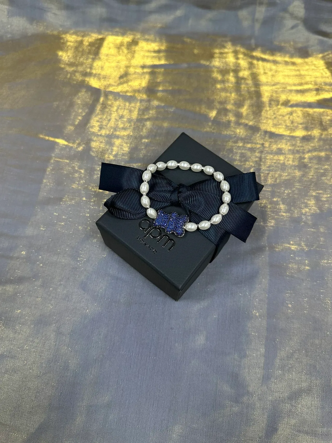 Navy White Pearl-Strung Crystal-Embellished Bow Bracelet 7