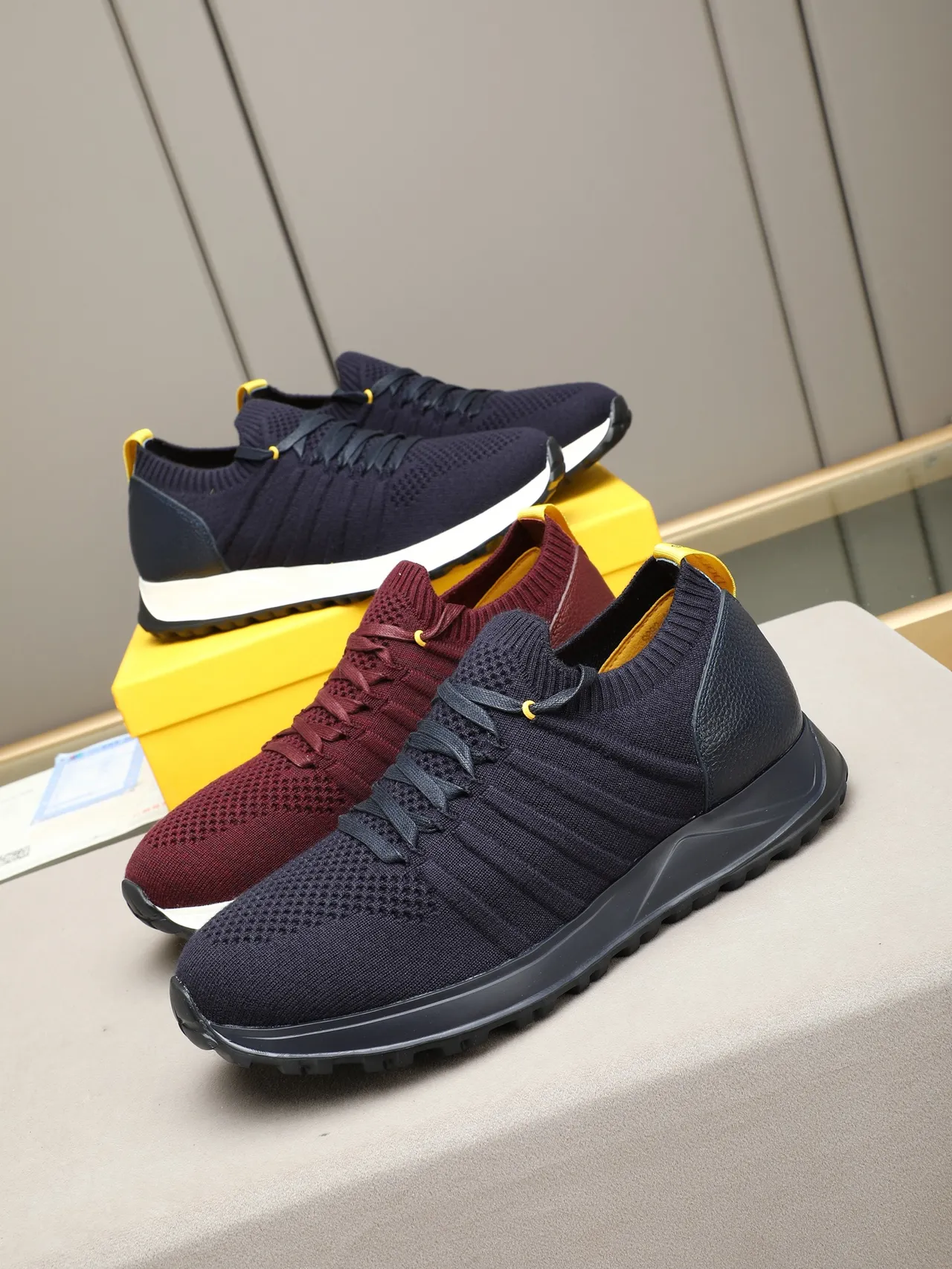 Navy Yellow Knit Upper Pebbled Leather Heel Counter Sneakers 2