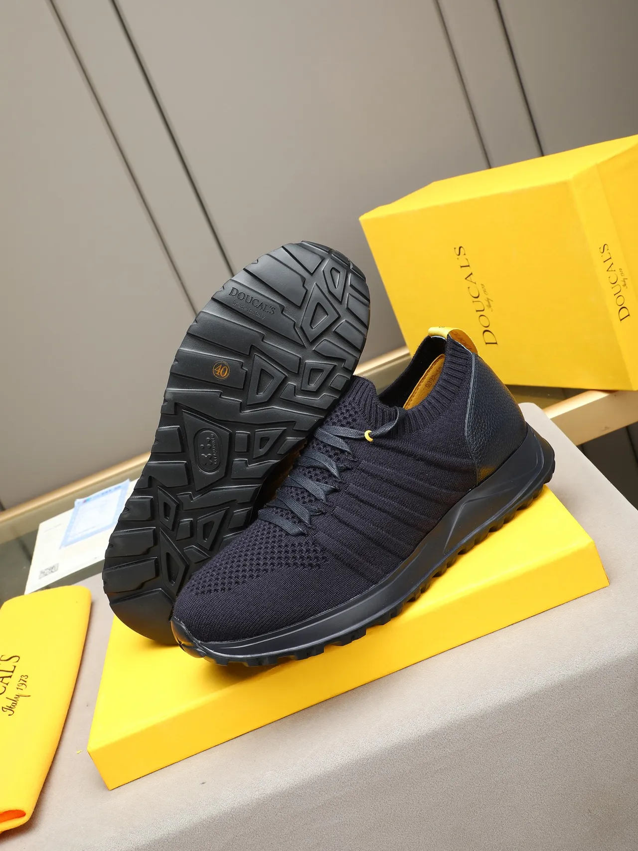 Navy Yellow Knit Upper Pebbled Leather Heel Counter Sneakers 5
